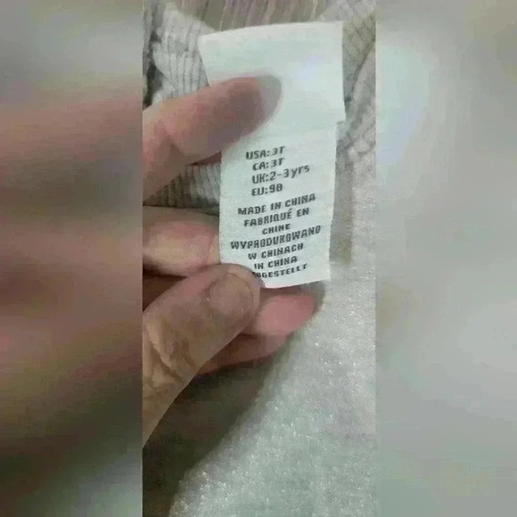 3t sweater bundle of 2, Shrinking Violet & Minnie - Picture 3 of 8